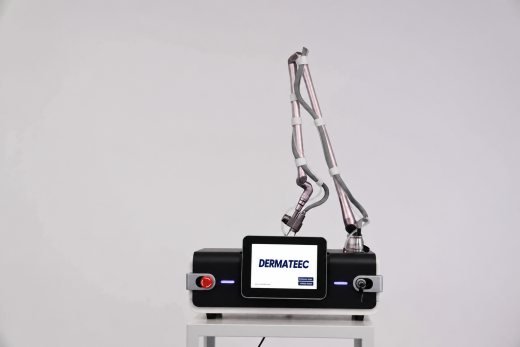 Dermateec Portable Fractional CO2 Laser with Vaginal Applicator — Pico Laser Machine by Dermateec